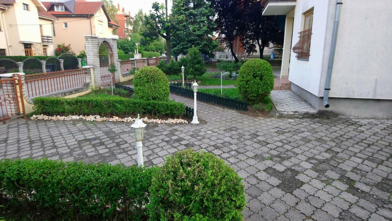 Apartmani Boss Vrnjačka Banja Екстериор снимка